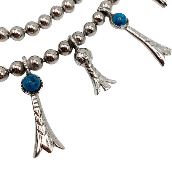 VINTAGE 1980's Mode Art Howlite Squash Blossom Statement Necklace - Picture 5 of 7